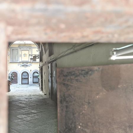 Domus 19 Hotel Napoli Bagian luar foto