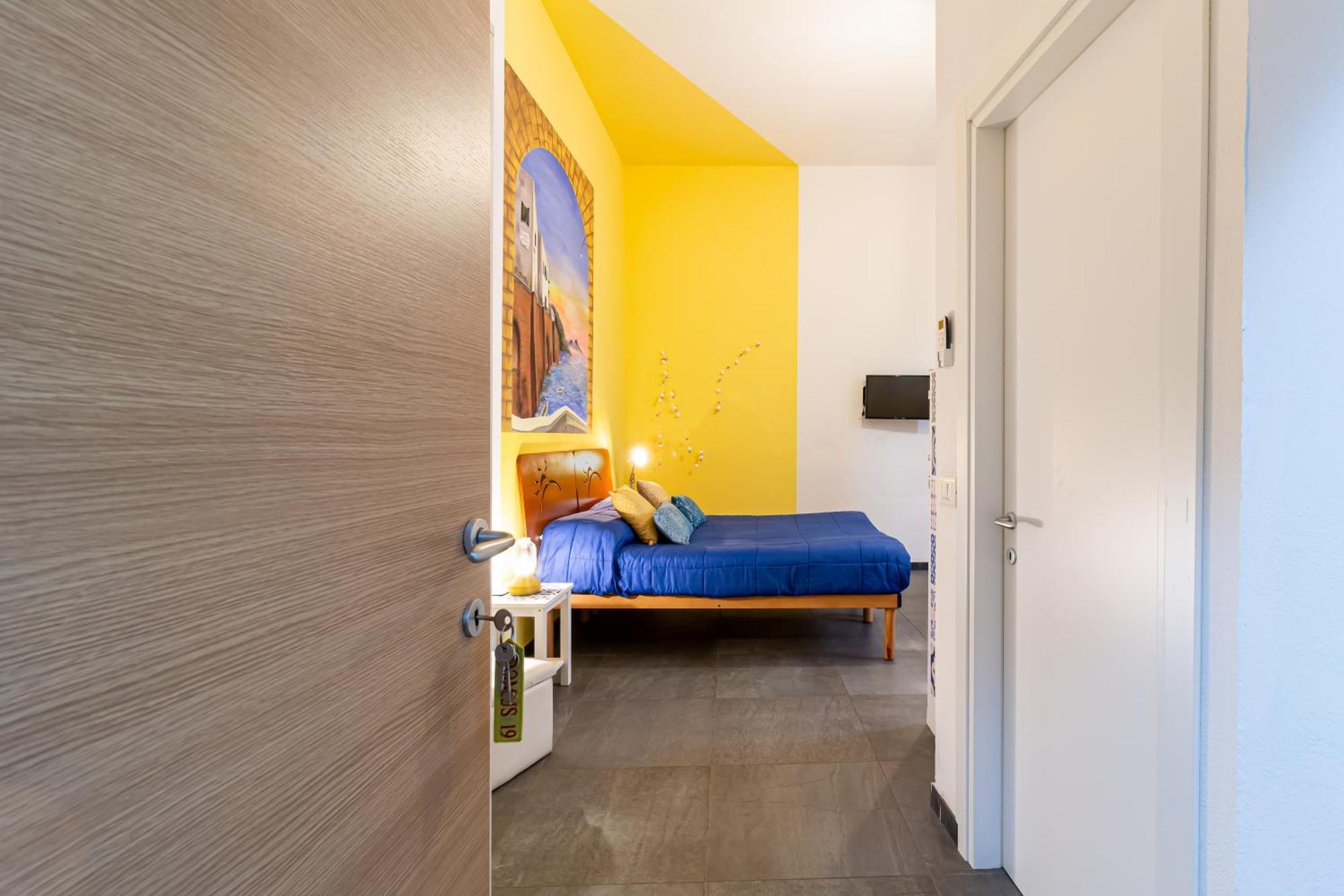 Domus 19 Hotel Napoli Bagian luar foto